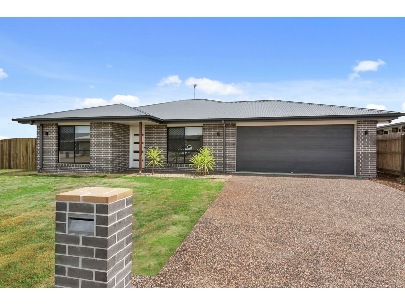 6 Magpie Drive, Cambooya QLD 4358