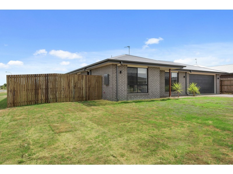 6 Magpie Drive, Cambooya QLD 4358
