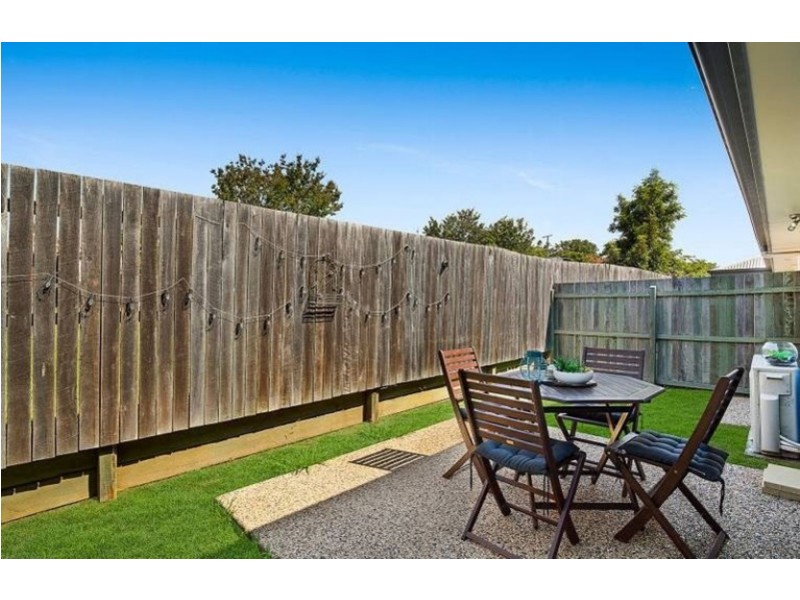 3/7 Whichello Street, Newtown QLD 4350