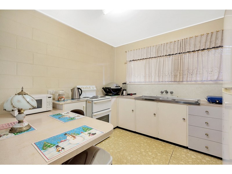 2/37A Tourist Road, East Toowoomba QLD 4350