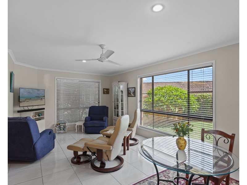 1 Goodman Court, Middle Ridge QLD 4350