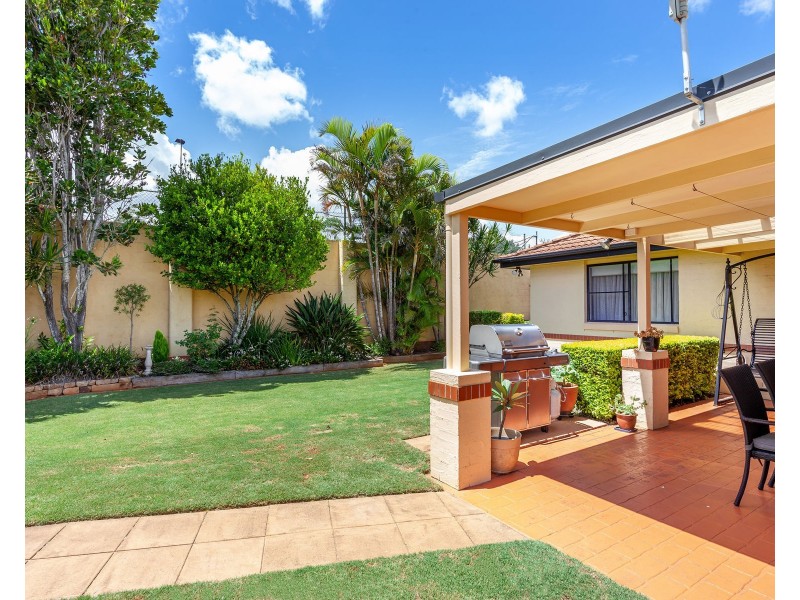 1 Goodman Court, Middle Ridge QLD 4350