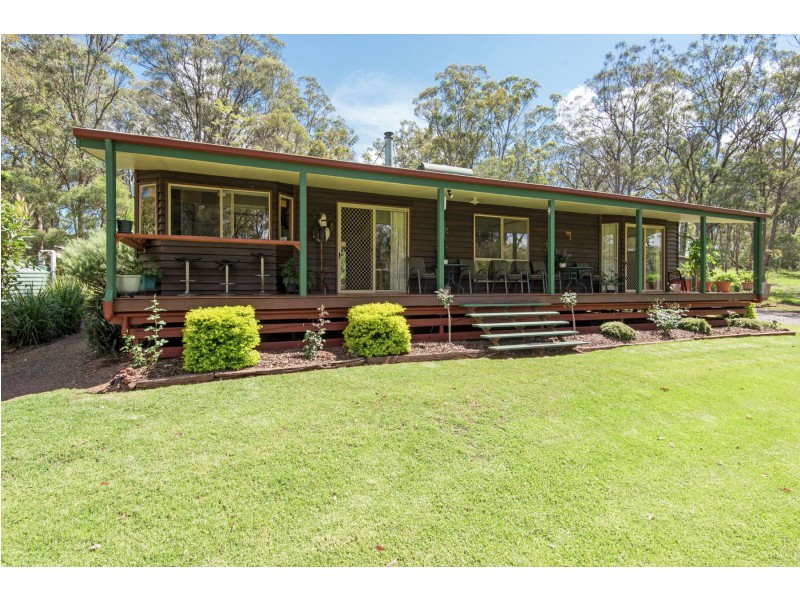 15 Adams Road, Cabarlah QLD 4352