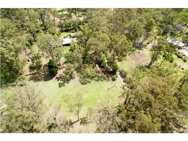 15 Adams Road, Cabarlah QLD 4352