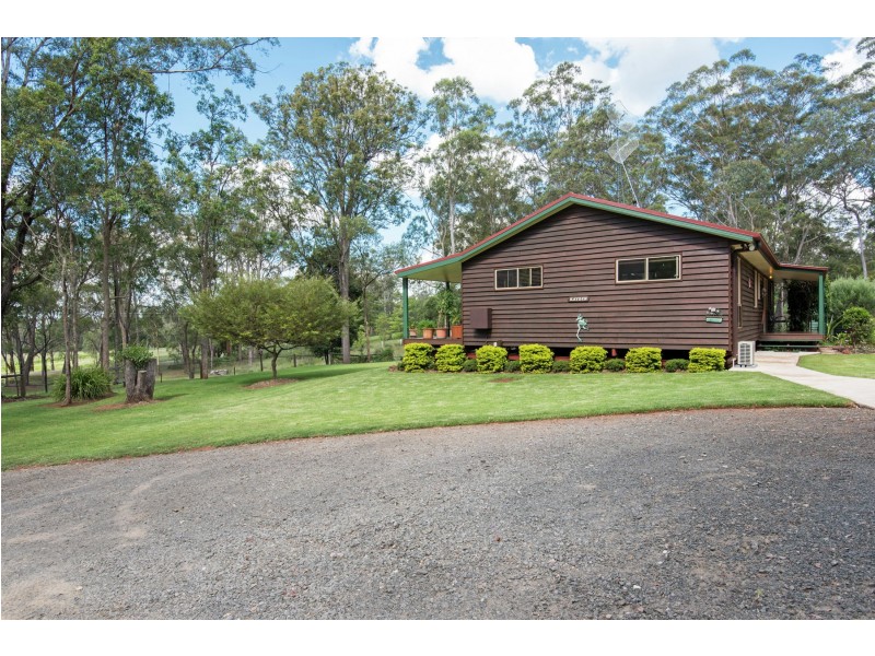15 Adams Road, Cabarlah QLD 4352