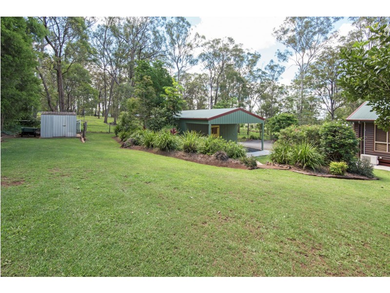 15 Adams Road, Cabarlah QLD 4352