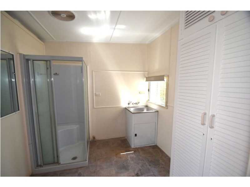 9 Ford Street, Rockville QLD 4350