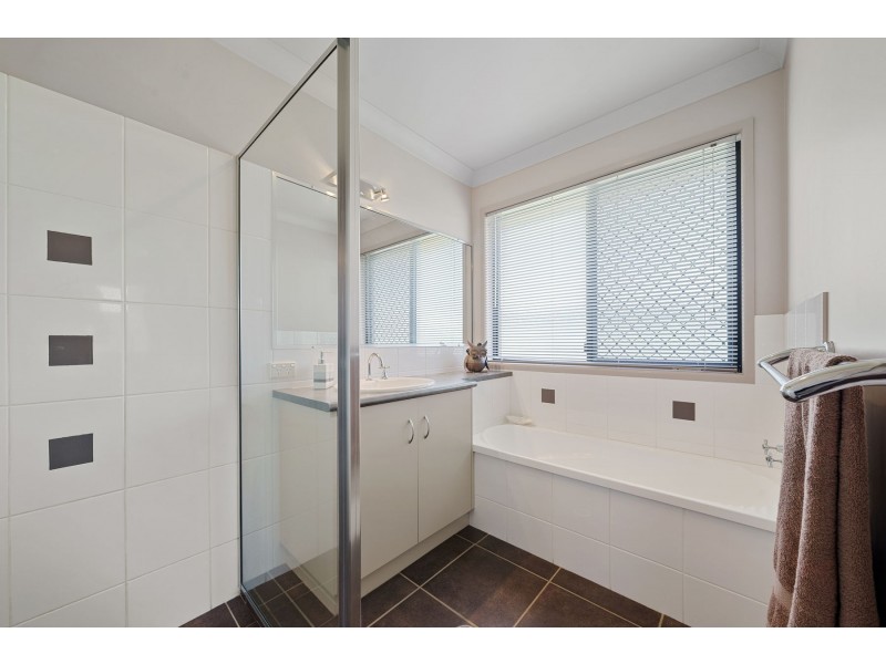 9 Lavarack Street, Darling Heights QLD 4350