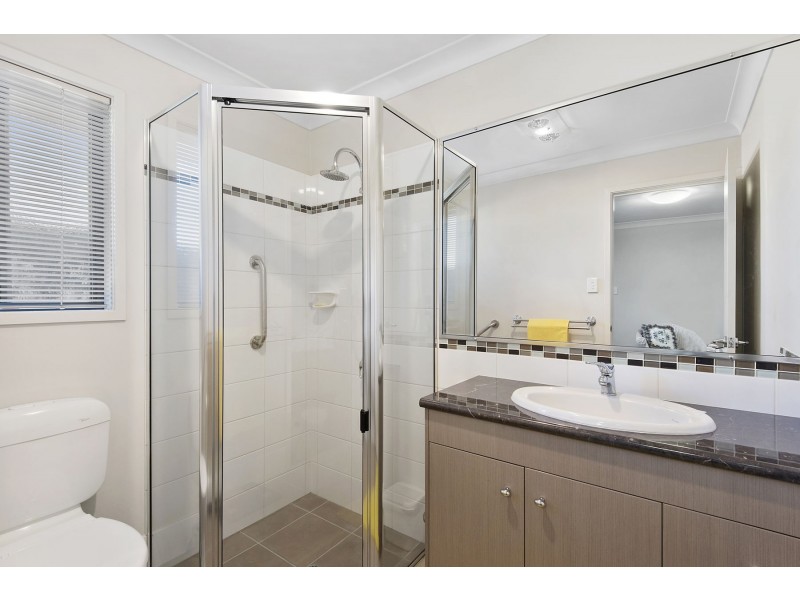 5/169 Alderley Street, Centenary Heights QLD 4350