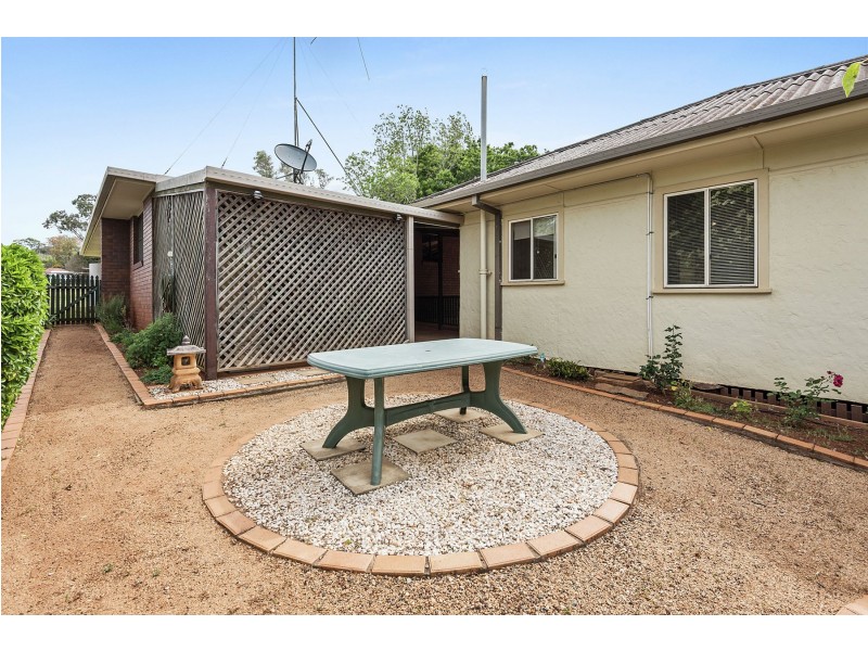 58 Hogg Street, Rockville QLD 4350