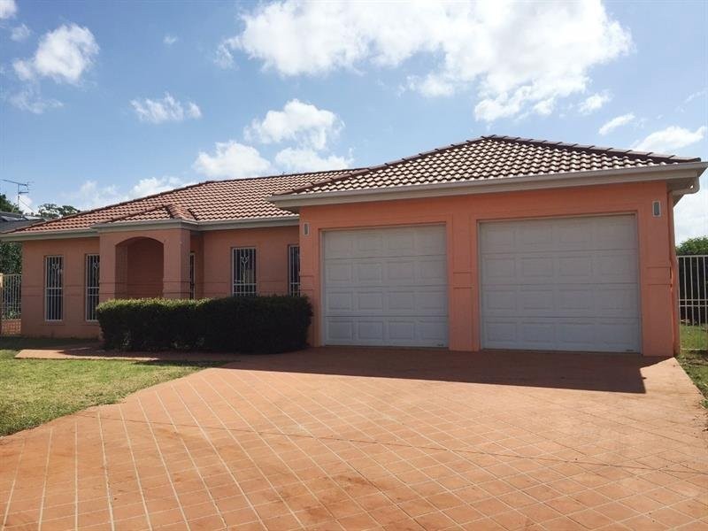5 Vanham Close, Middle Ridge QLD 4350