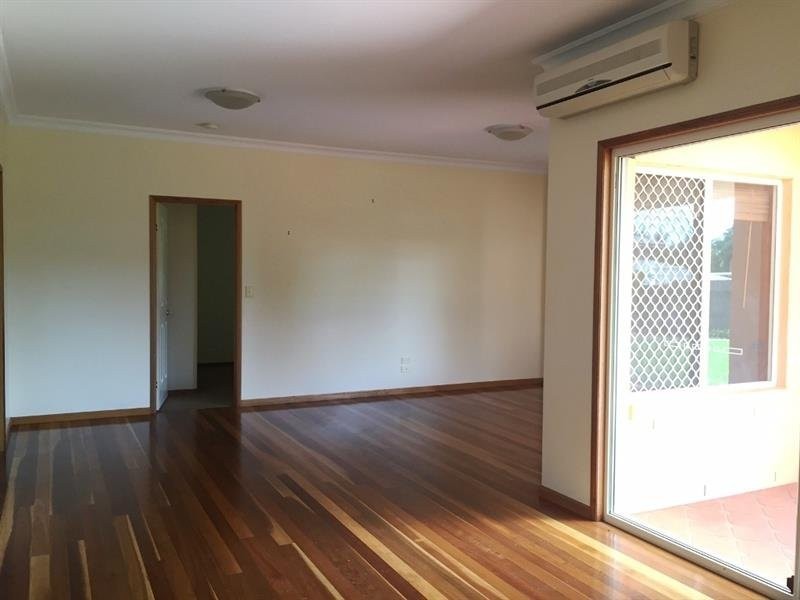 5 Vanham Close, Middle Ridge QLD 4350