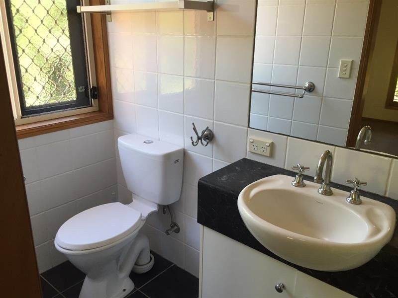 5 Vanham Close, Middle Ridge QLD 4350