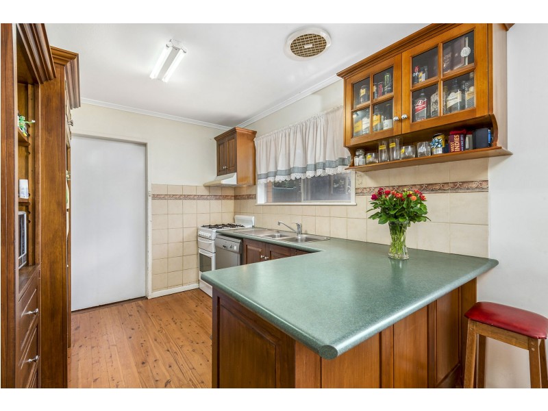 49 Debra Street, Centenary Heights QLD 4350