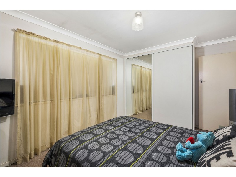 49 Debra Street, Centenary Heights QLD 4350