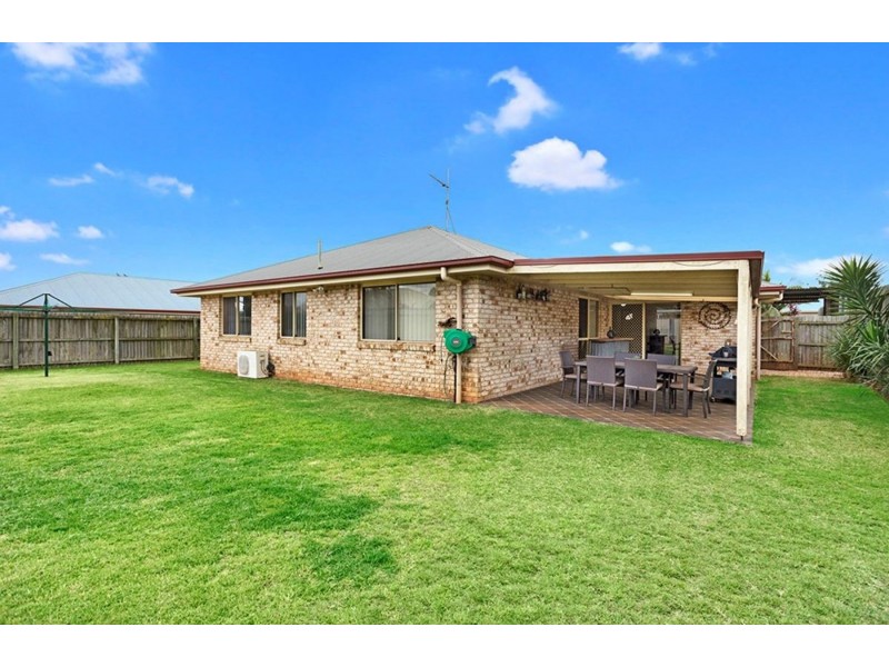 8 Rama Court, Kearneys Spring QLD 4350