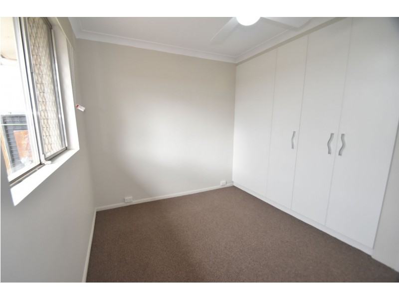 2/235A South Street, South Toowoomba QLD 4350