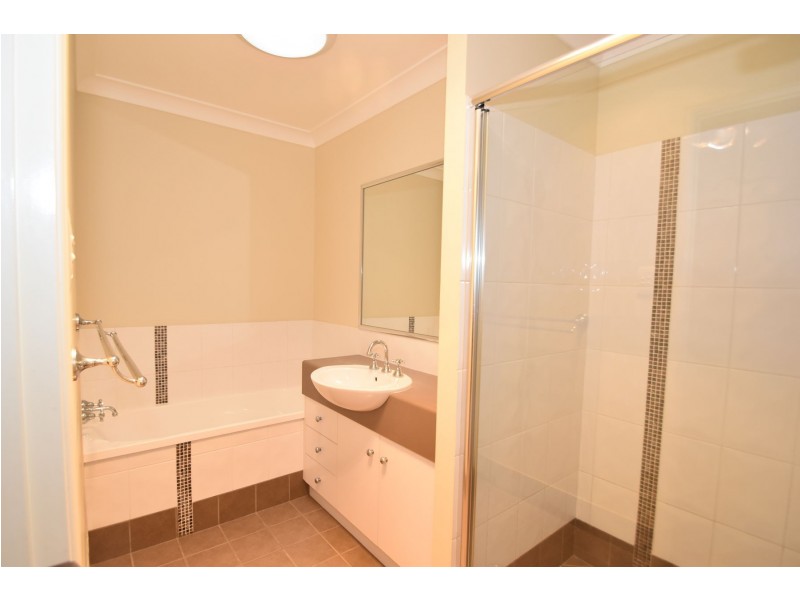 3/28 Pascoe Lane, Harlaxton QLD 4350