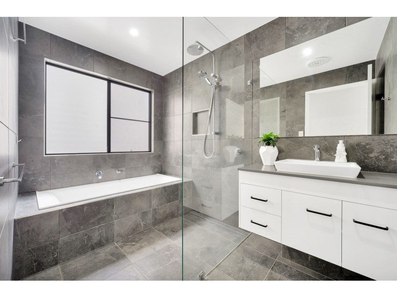 12B Macarthur Street, South Toowoomba QLD 4350