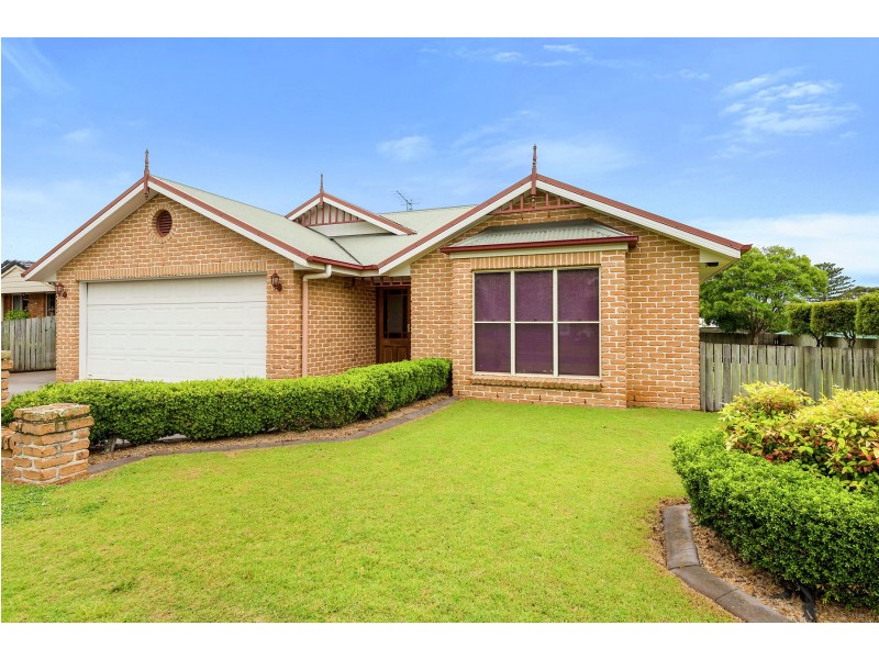 7 Sweetapple Crescent, Centenary Heights QLD 4350