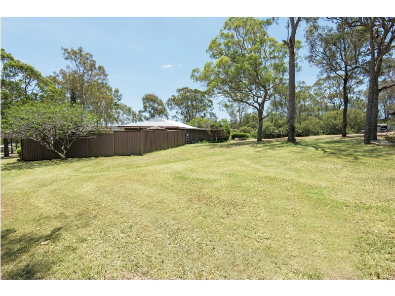 6 Glen Court, Glenvale QLD 4350