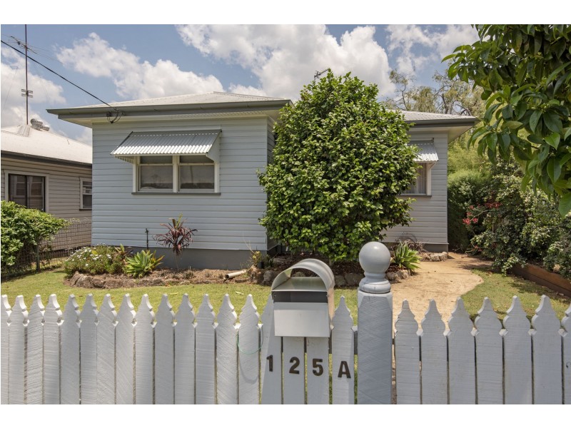 125A Stuart Street, North Toowoomba QLD 4350