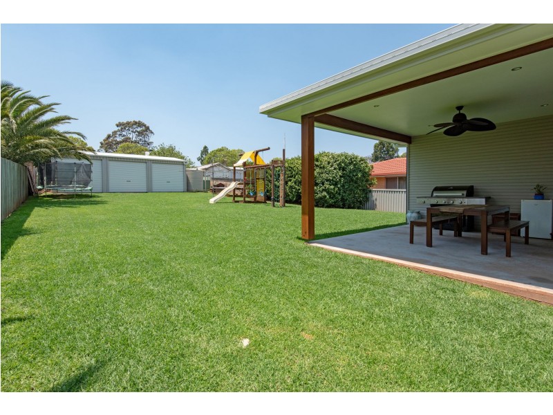 44 Llewellyn Street, Centenary Heights QLD 4350