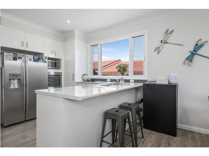 44 Llewellyn Street, Centenary Heights QLD 4350