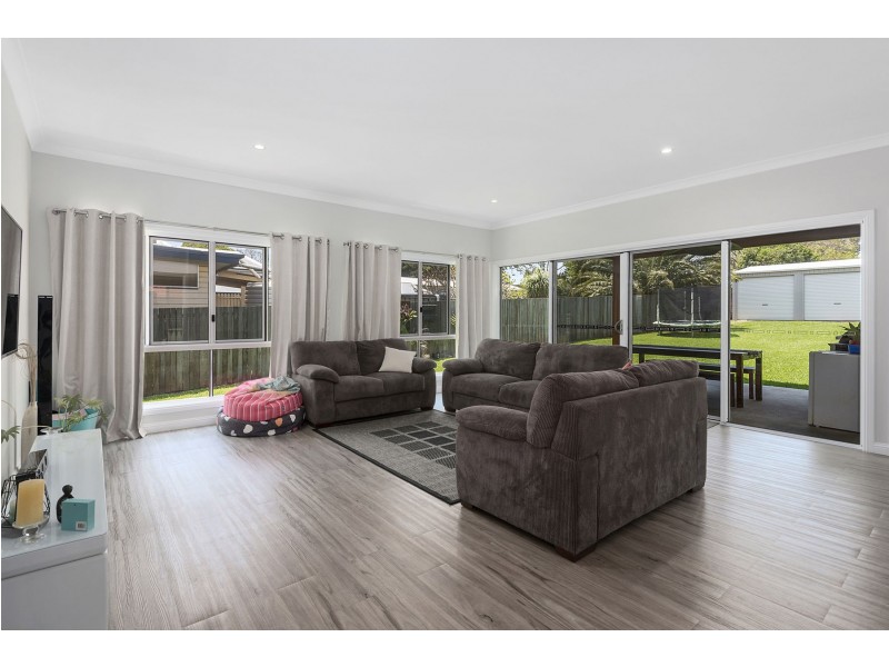 44 Llewellyn Street, Centenary Heights QLD 4350