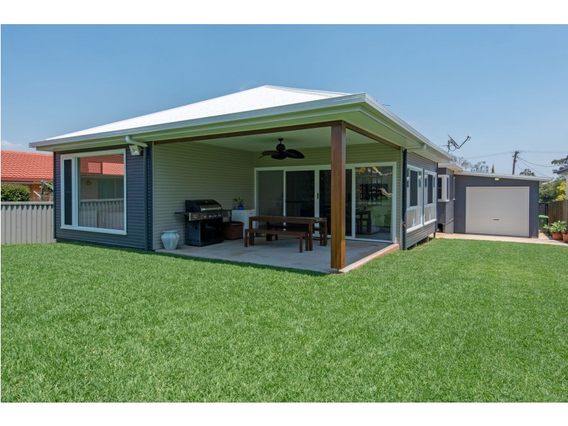 44 Llewellyn Street, Centenary Heights QLD 4350