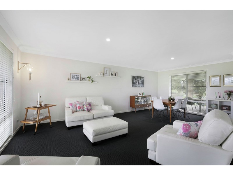 3 Pepperwood Place, Withcott QLD 4352