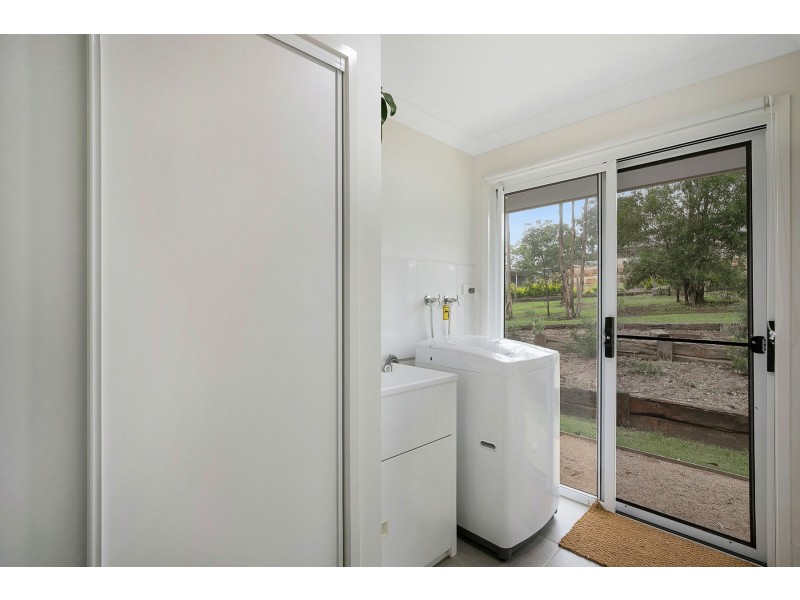 3 Pepperwood Place, Withcott QLD 4352