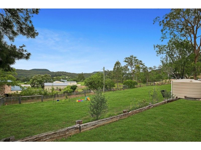 3 Pepperwood Place, Withcott QLD 4352