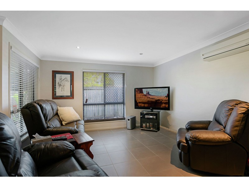 2/68 Cortess Street, Harristown QLD 4350