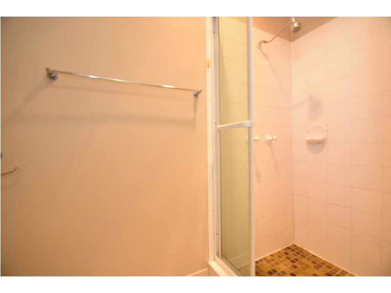 2/478 Stenner Street, Darling Heights QLD 4350