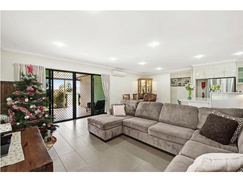 24 Wellington Street, Wyreema QLD 4352