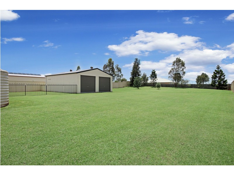 24 Wellington Street, Wyreema QLD 4352
