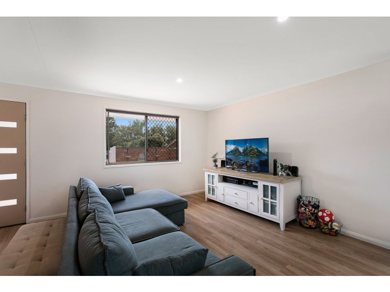 9 Wright Street, Wilsonton QLD 4350