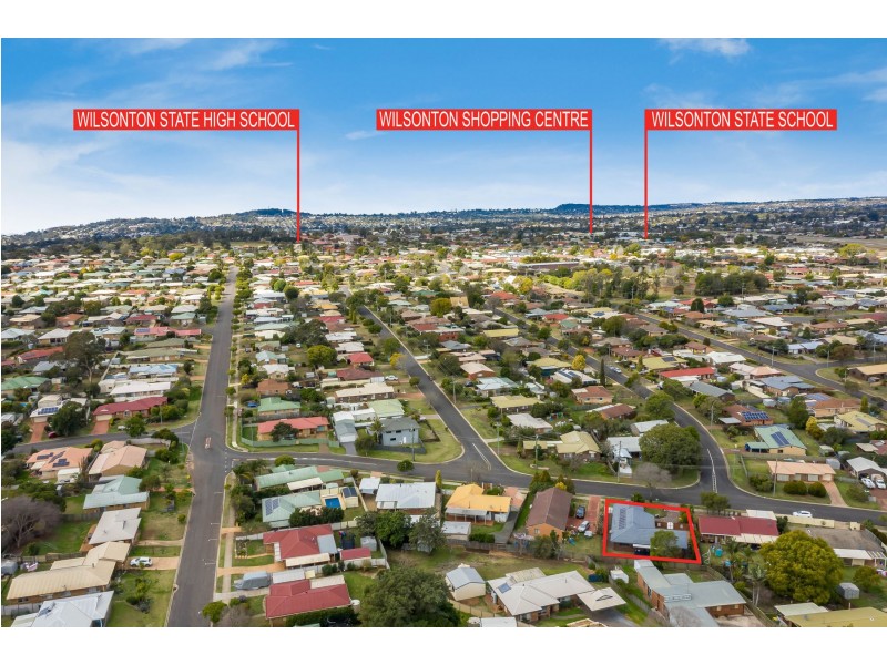 9 Wright Street, Wilsonton QLD 4350