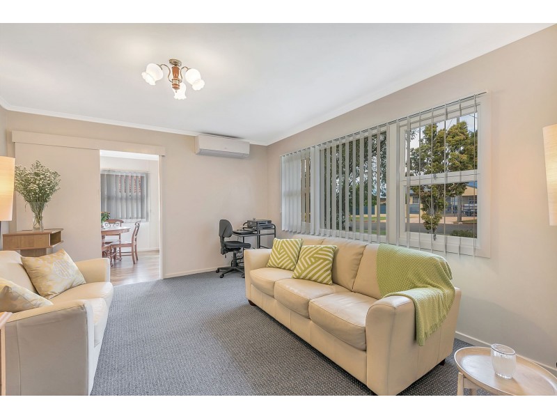 9 Wilma Street, Centenary Heights QLD 4350