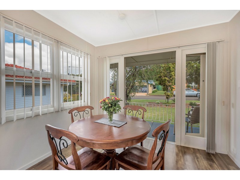 9 Wilma Street, Centenary Heights QLD 4350