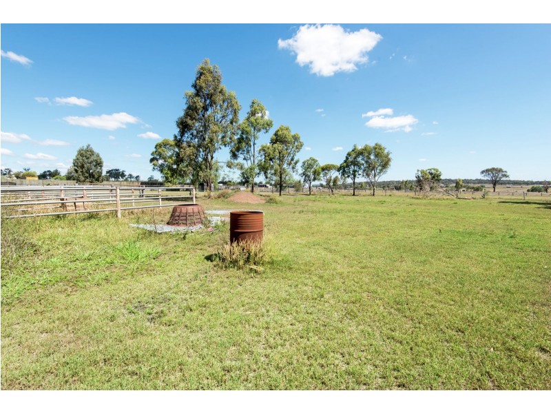 20 Harth Street, Goombungee QLD 4354