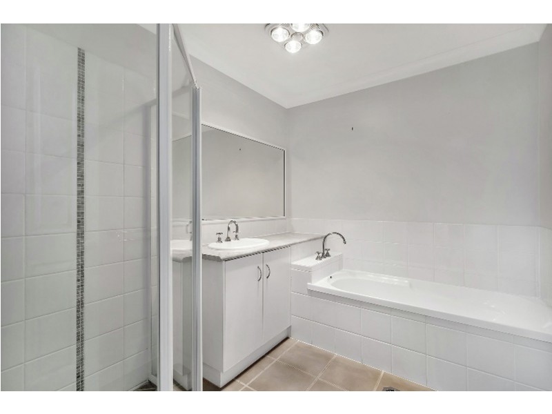 124 Gorman Street, Darling Heights QLD 4350