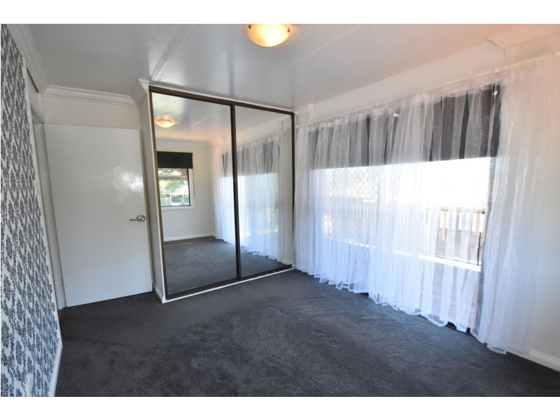 18 Hazzard Street, Centenary Heights QLD 4350