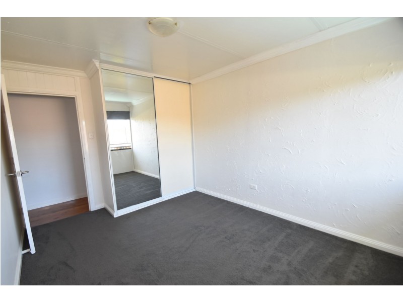 18 Hazzard Street, Centenary Heights QLD 4350