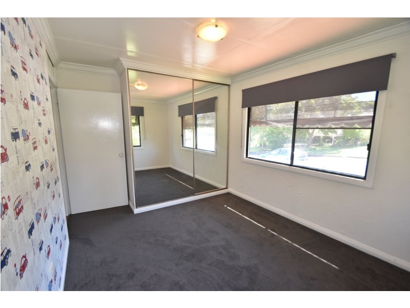 18 Hazzard Street, Centenary Heights QLD 4350