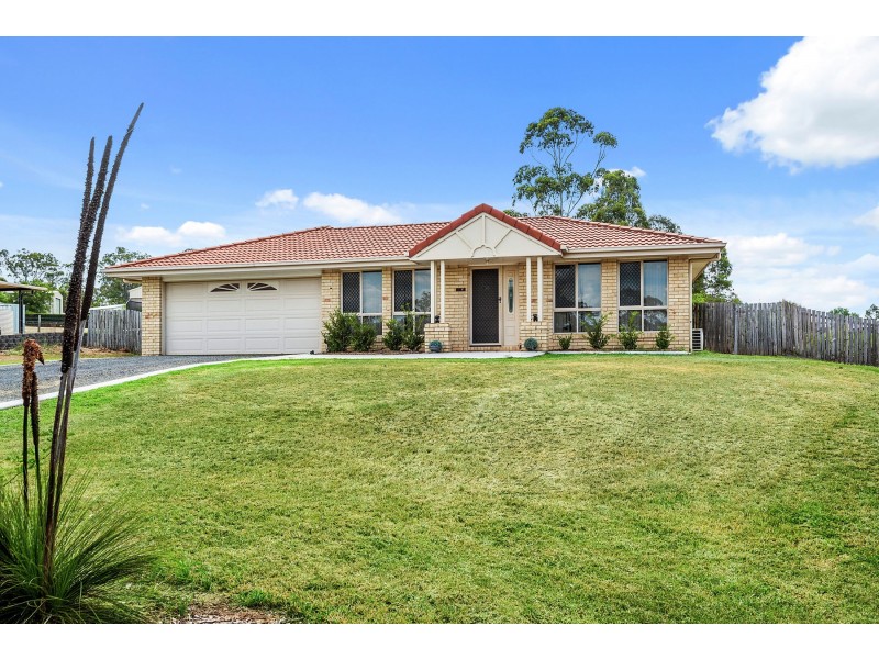 8 Highland Park Road, Meringandan West QLD 4352