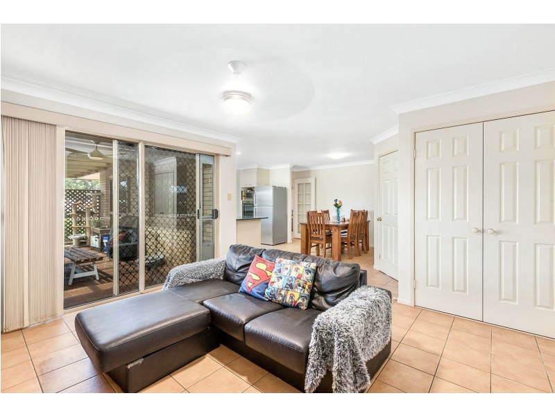 8 Highland Park Road, Meringandan West QLD 4352