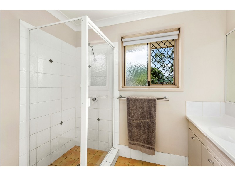 8 Highland Park Road, Meringandan West QLD 4352
