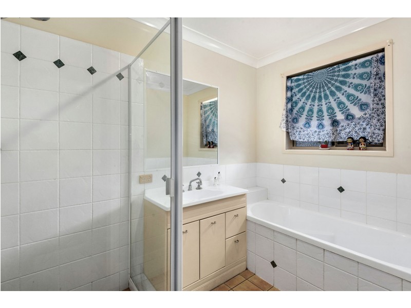 8 Highland Park Road, Meringandan West QLD 4352